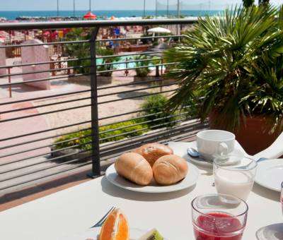 Hotel Nord Est Cattolica Ristorante sul mare